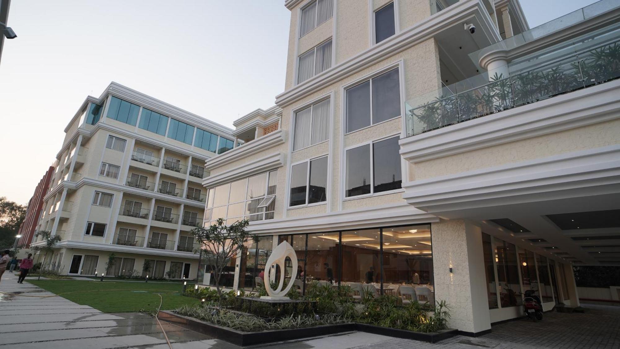 Antique Regency !! Luxurious Hotel In Digha !! Exterior photo