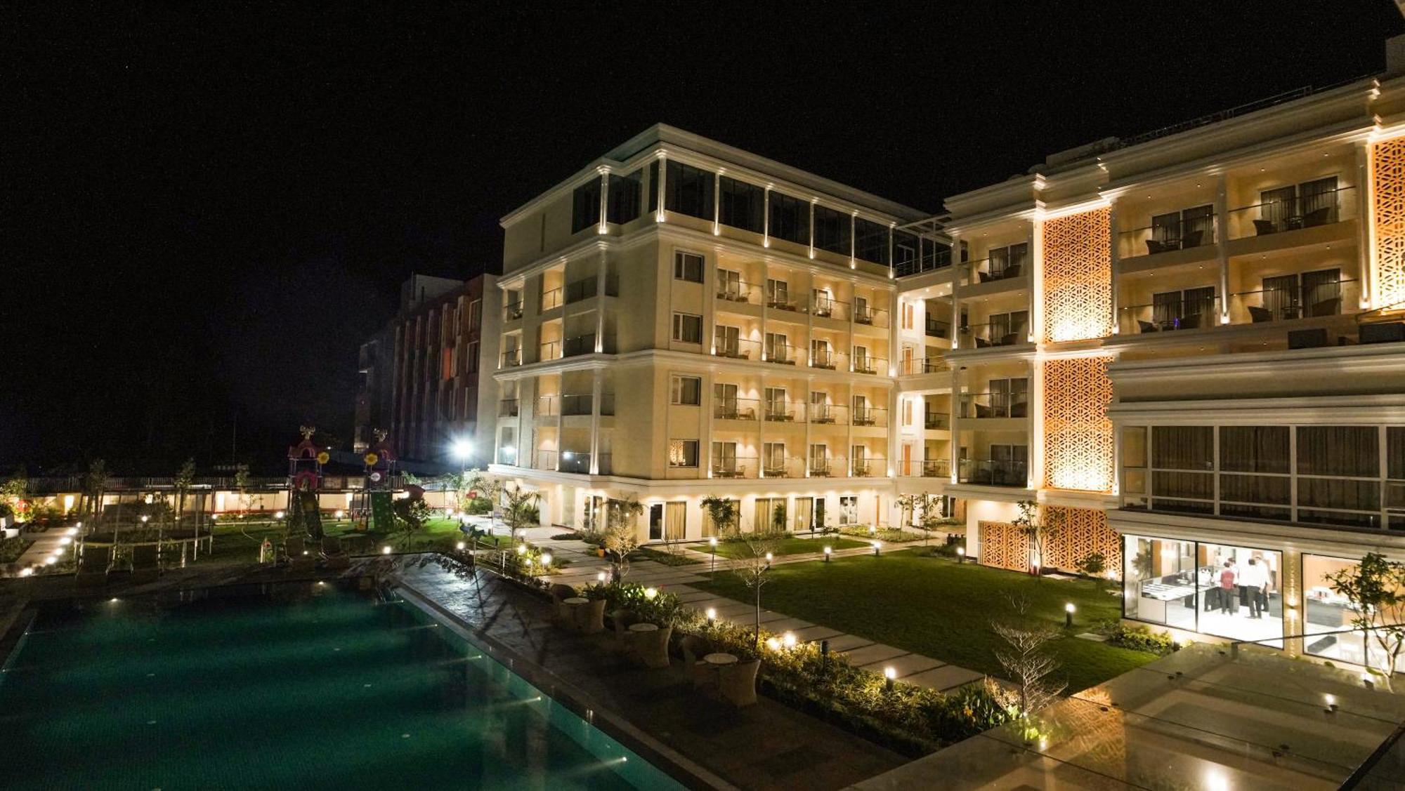 Antique Regency !! Luxurious Hotel In Digha !! Exterior photo